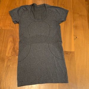 lululemon short sleeve gray workout top